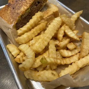 Patty melt w/ fries
