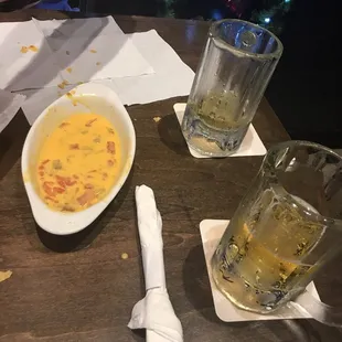 Free queso and two for one draft beers on Friday night.