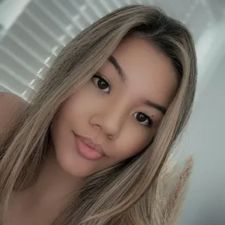 Chelsea B.