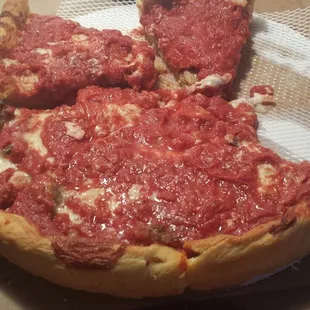 Every Saturday is &quot;pizza day&quot; for me &amp; my hubby. Trust me, Fat Ricky&apos;s NEVER dissapoints!!! We LOVE This place!!!