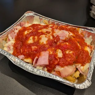 @endoedibles 09/13/24 Stromboli Fries - ham, pepperoni, salami, provolone, mozzarella, marinara