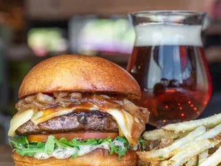 Hopdoddy Burger Bar
