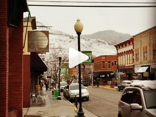 Corvus Clothing and Curiosities