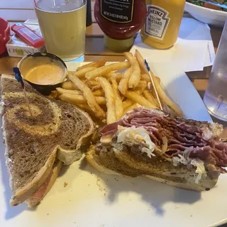 Classic Reuben Sandwich