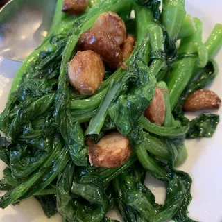 Sauteed Yo Choy with Garlic