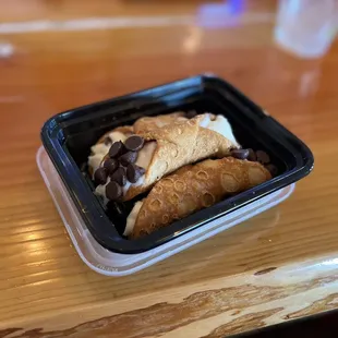 Cannolis (3 for $6)  IG: @ohmyono