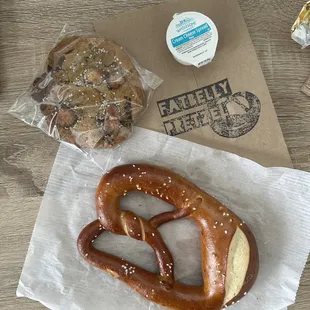 Plain Salted Pretzel