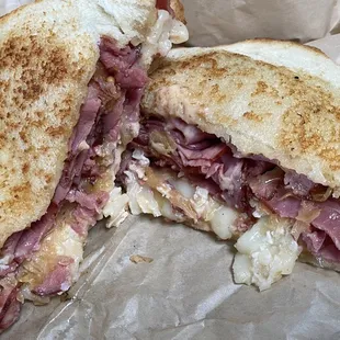Pastrami melt