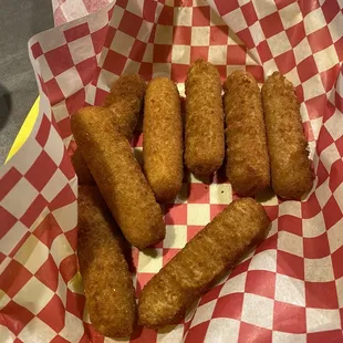 Mozzarella sticks