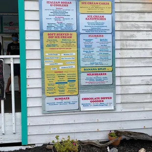 menus and chickens
