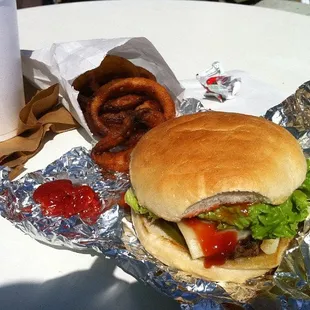 large cheeseburger w/ onion rings