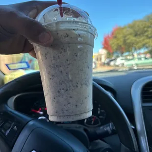 Oreo Cookies &amp; Cream Milkshake