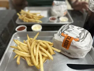 Cuarto de Kilo Mesquite Mexican Burgers