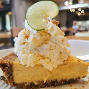 The BEST key lime pie in #Scottsdale #desserts