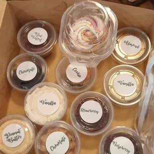 Wedding cake sample box