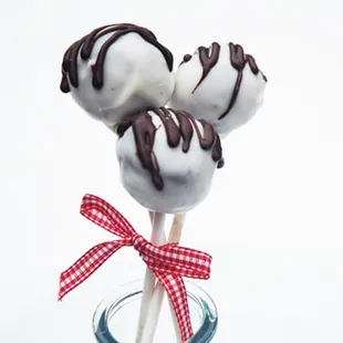 Next day or same day delivery on cupcakes and cake pops