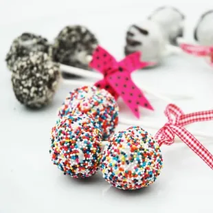 Moist cake pops available for delivery and shipping from Columbus, Ohio