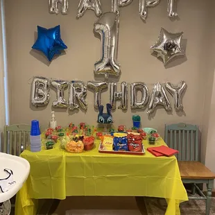 Stitch cake she did!