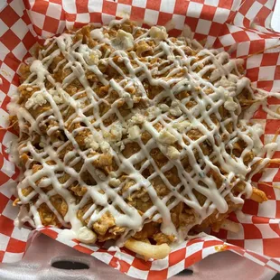 Buffalo chicken fries