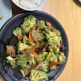 Beef with broccoli