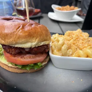 Fried chicken little with Mac and cheese