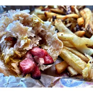 Fred&apos;s NYC CharDog w/ FreshCut Fries! Nice!! Fatso&apos;s Last Stand.Chicago, IL  Burgers HotDogs Chickens Italian Beef Shakes Shrimps etc. Cool!