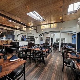 Dining Room, open kitchen