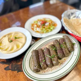 6 Pieces Stuffed Grape Leaves