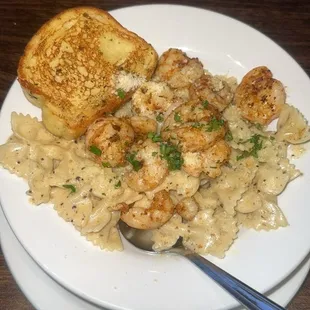 Blackened shrimp pasta