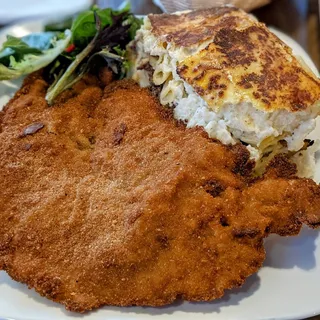 Breaded Veal Escalope with Macaroni Bechamel