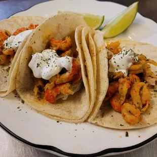 Crawfish tacoooos