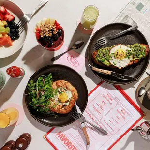 Daily Breakfast at Favorite Son