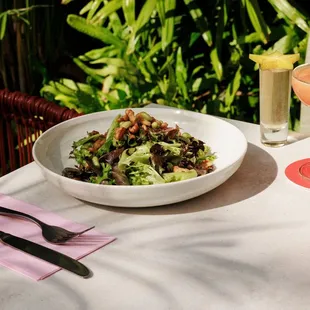 Waipoli Mixed Greens
Edamame, Crushed Walnuts, Avocado Green Goddess