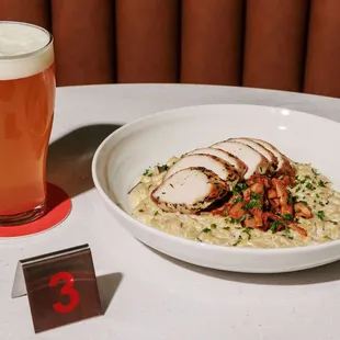 Mushroom &amp; Orzo with Chicken
Ali'i Mushroom Ragù, Parmesan Vinaigrette