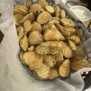 Fried pickle chips