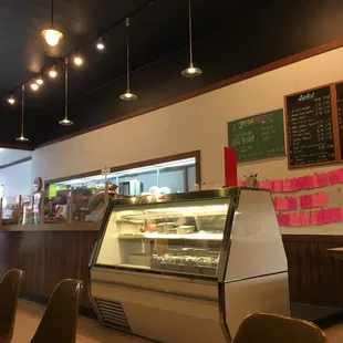 The serving line area.