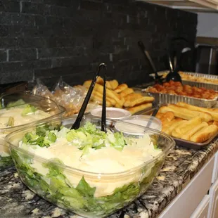 Our catering order came with serving utensils and appropriate packaging to easily set up a buffet.