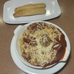 Baked Spaghetti with Meatballs &amp; Two Breadsticks