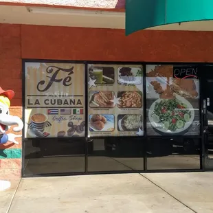 Fe de la Cubana, on 67th Avenue near Bethany Home