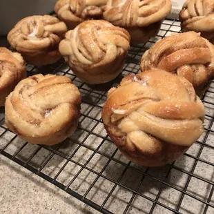 Cinnamon Roll Buns