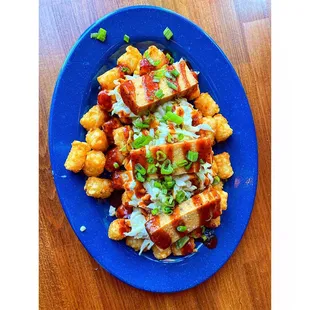 Loaded tater tots with smoked tofu (you can also get smoked meat instead)