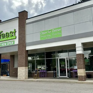 Front entrance to restaurant