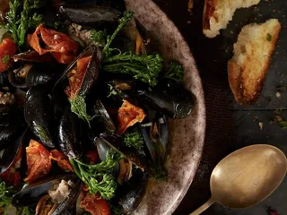 Eighty Acres Kitchen & Bar