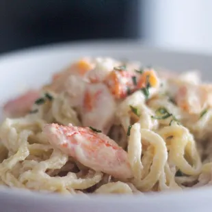 Crab linguini