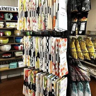 Looking for the perfect kitchen dish towels? Look no further! We've got you covered with the latest and greatest options on the market. Trus