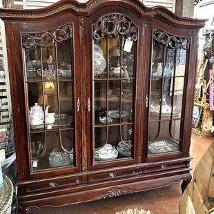 SGet ready to discover some truly one-of-a-kind treasures! There are some incredibly unique pieces waiting just for you. Are you ready to ex