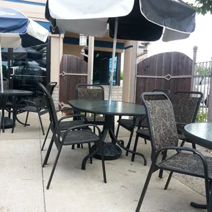 Outdoor patio for live music, delicious food and drinks, and quality time with friends.