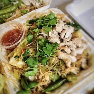 Chicken pancit &amp; lumpia. It was so good &amp; freshly made!!!