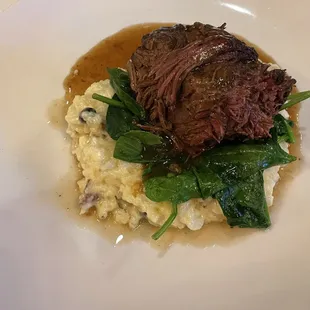 Braised short rib, sauted spinach, mushroom rissoto