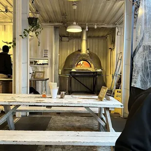 The oven they cook pizzas in